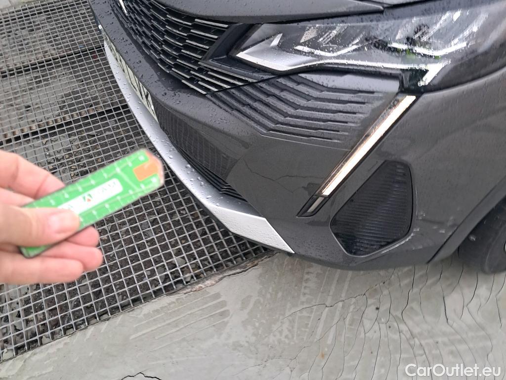  Peugeot  3008 PEUGEOT  Hybrid / 2020 / 5P / todoterreno 225 e-EAT8 Allure (AC2) #16