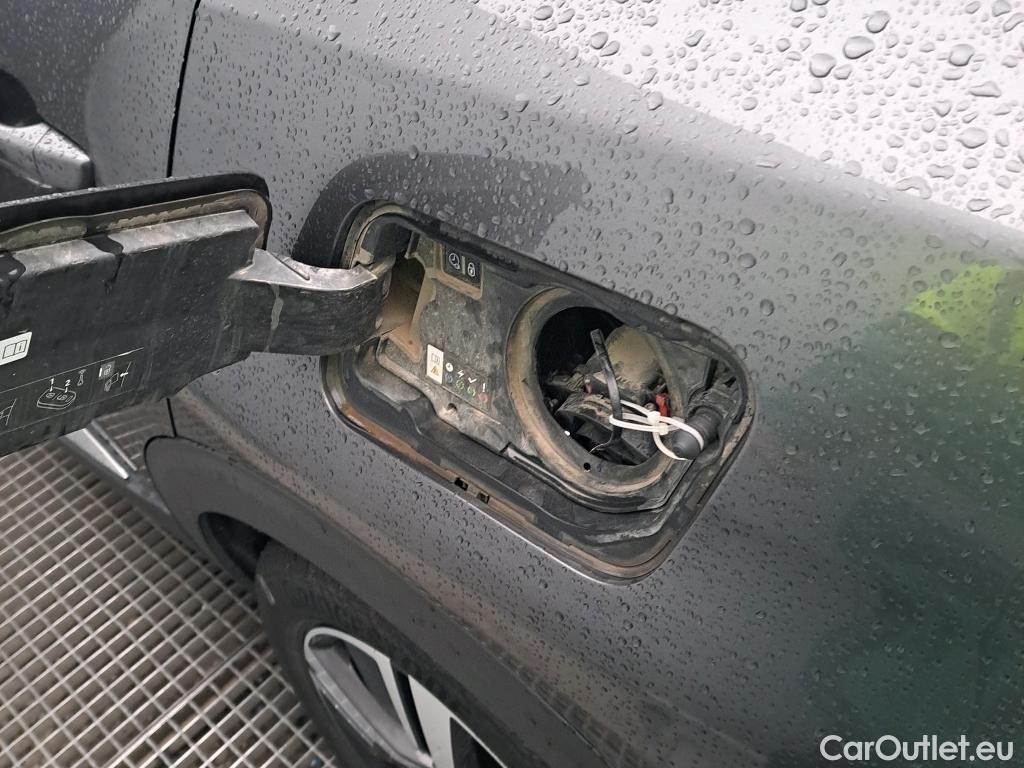  Peugeot  3008 PEUGEOT  Hybrid / 2020 / 5P / todoterreno 225 e-EAT8 Allure (AC2) #10