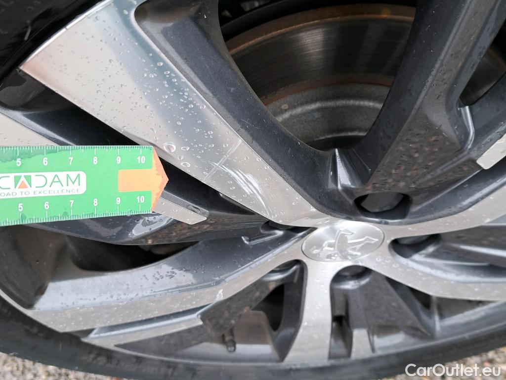  Peugeot  3008 PEUGEOT  / 2020 / 5P / todoterreno 1.5 BlueHDi 96kW (130CV) S&S Allure EAT8 #8