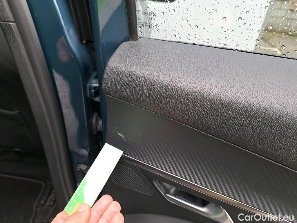  Peugeot  3008 PEUGEOT  / 2020 / 5P / todoterreno 1.5 BlueHDi 96kW (130CV) S&S Allure EAT8 #41