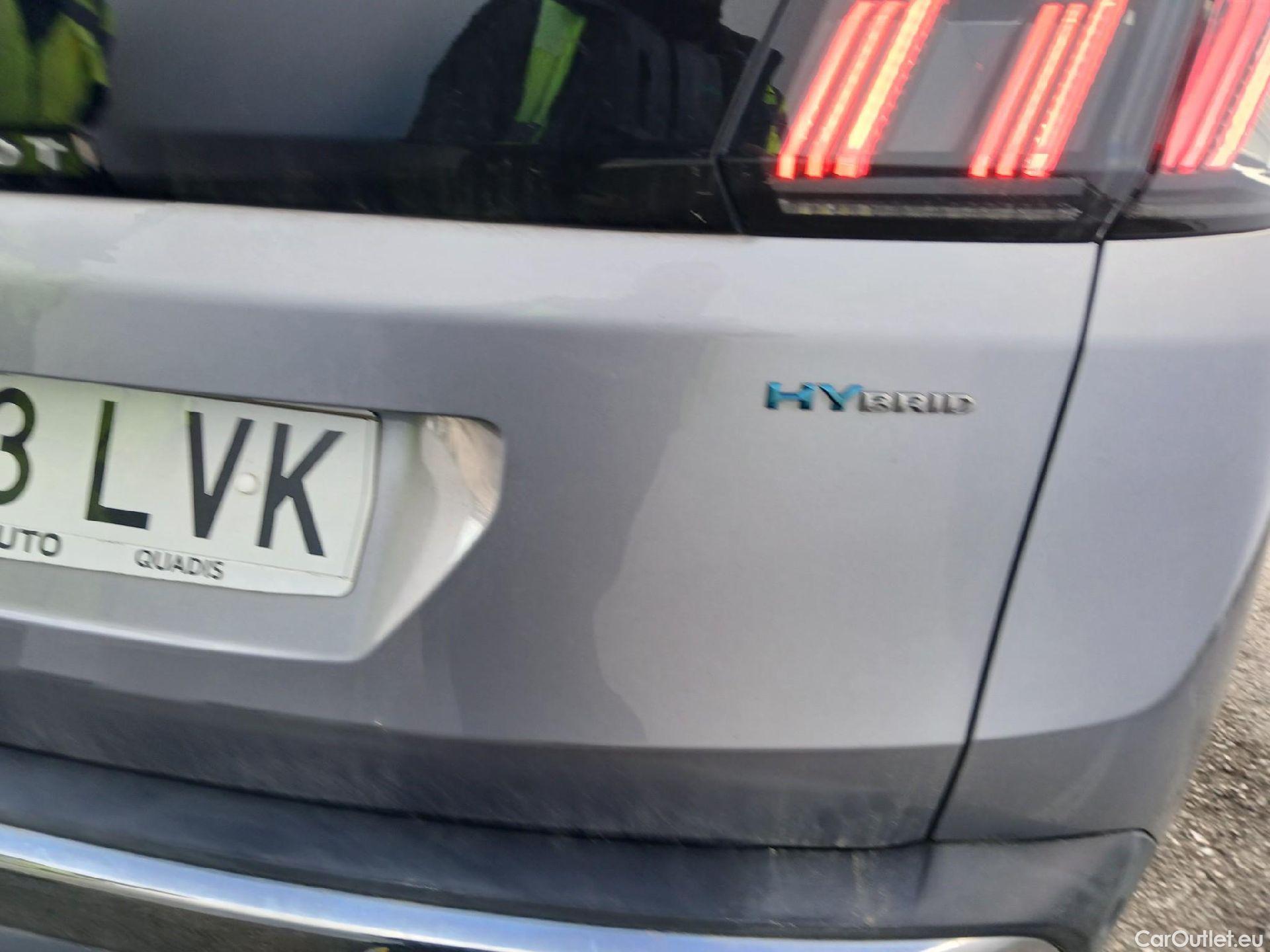  Peugeot  3008 PEUGEOT  Hybrid / 2020 / 5P / todoterreno 225 e-EAT8 Allure Pack #21