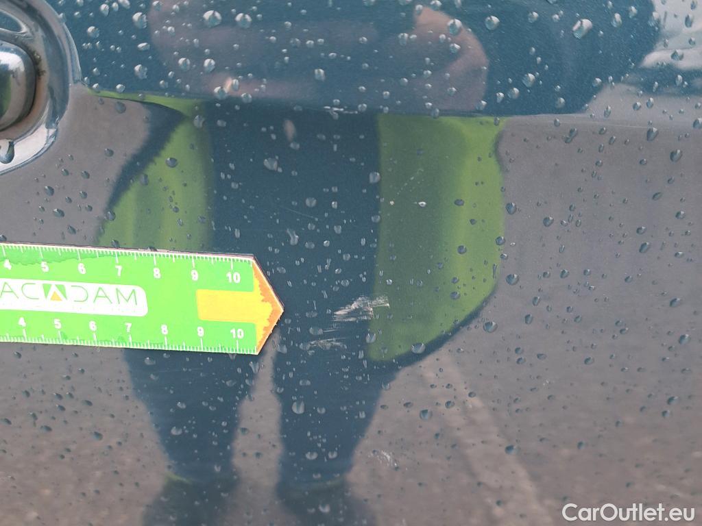  Peugeot  3008 PEUGEOT  / 2020 / 5P / todoterreno 1.5 BlueHDi 96kW (130CV) S&S Allure EAT8 #32