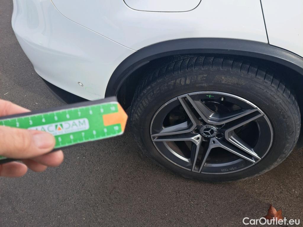  Mercedes  G-Klasee MERCEDES-BENZ GLC Coupé / 2019 / 5P / coupé GLC 220 d 4MATIC #4