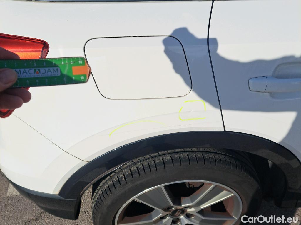  Audi  Q2 AUDI  / 2016 / 5P / todoterreno Design 35 TFSI 110kW (150CV) S tronic #3