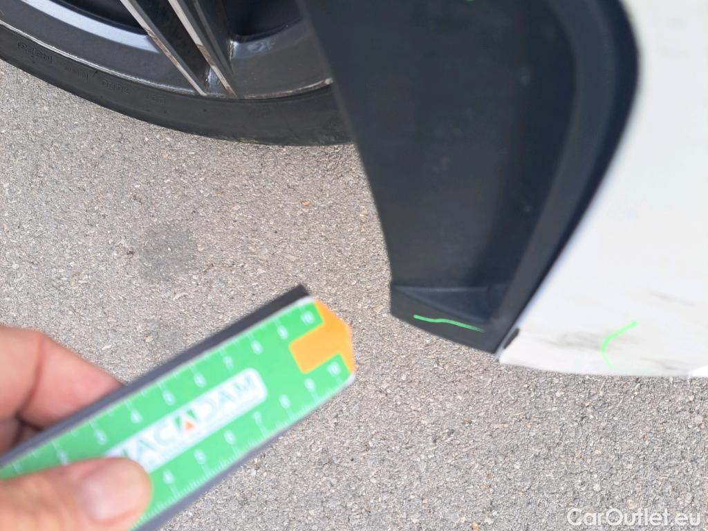  Mercedes  G-Klasee MERCEDES-BENZ GLC Coupé / 2019 / 5P / coupé GLC 220 d 4MATIC #27