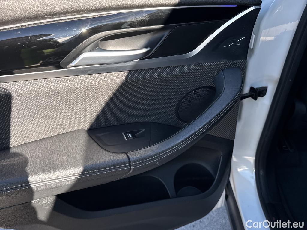  Bmw  X3 BMW  / 2017 / 5P / todoterreno sDrive18d #26