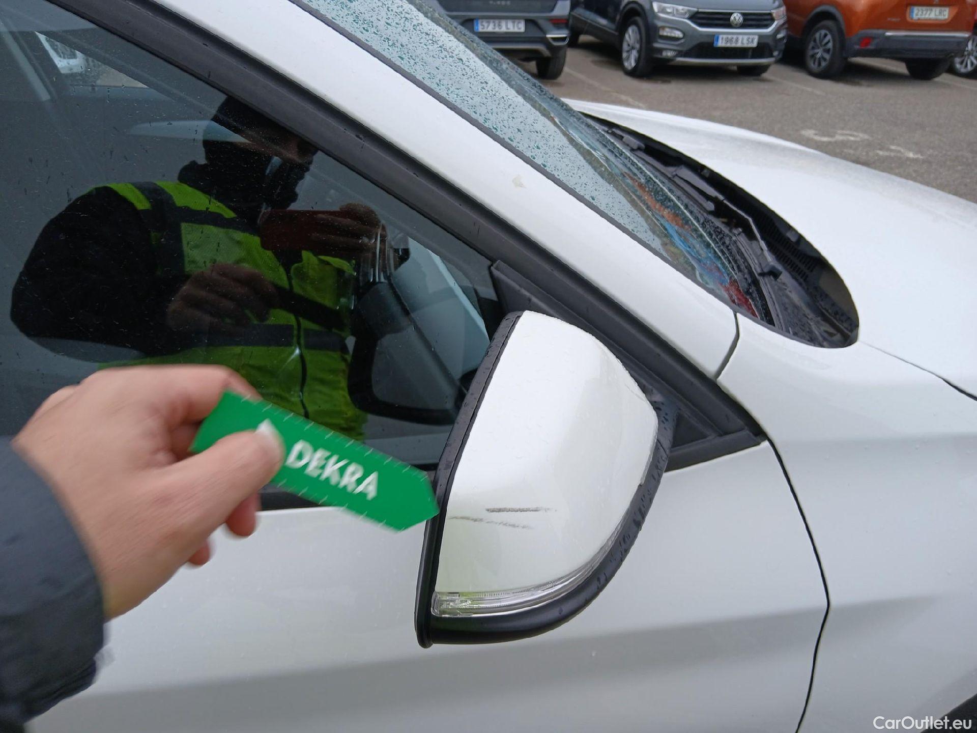  Bmw  X1 BMW  / 2019 / 5P / todoterreno sDrive16d Business #14