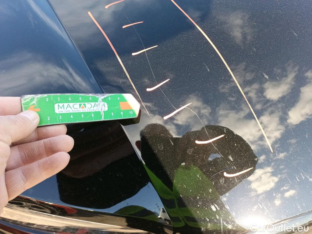  Volvo  XC 40 VOLVO XC40 / 2017 / 5P / todoterreno 1.5 T5 Twin Recharge R-Design Auto #2