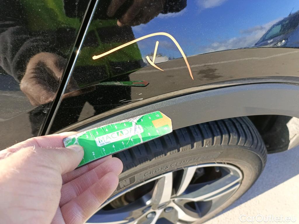  Volvo  XC 40 VOLVO XC40 / 2017 / 5P / todoterreno 1.5 T5 Twin Recharge R-Design Auto #6