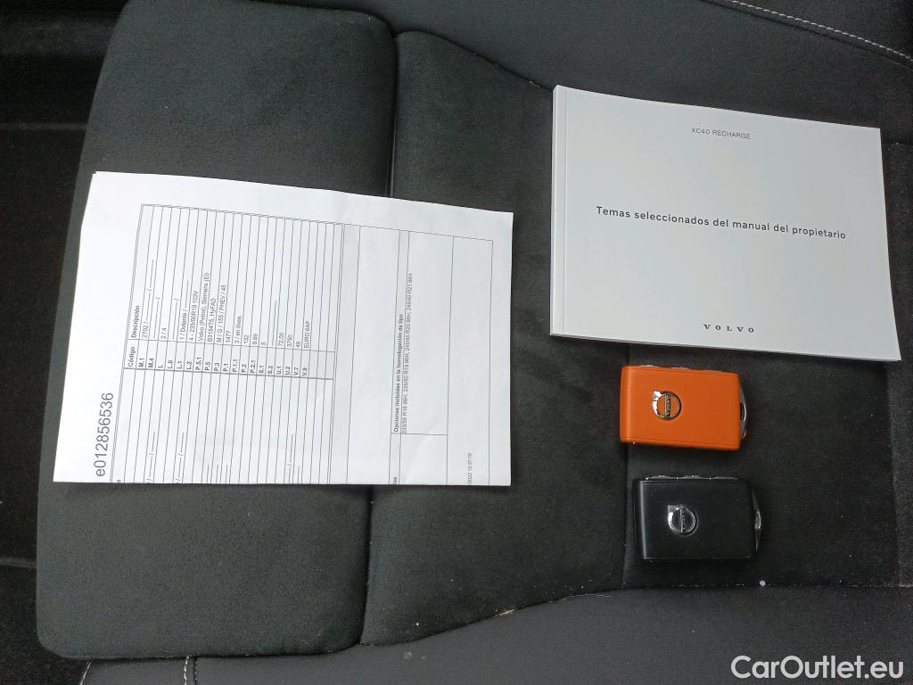  Volvo  XC 40 VOLVO XC40 / 2021 / 5P / todoterreno 1.5 T5 Recharge PHEV Plus Dark Auto #8