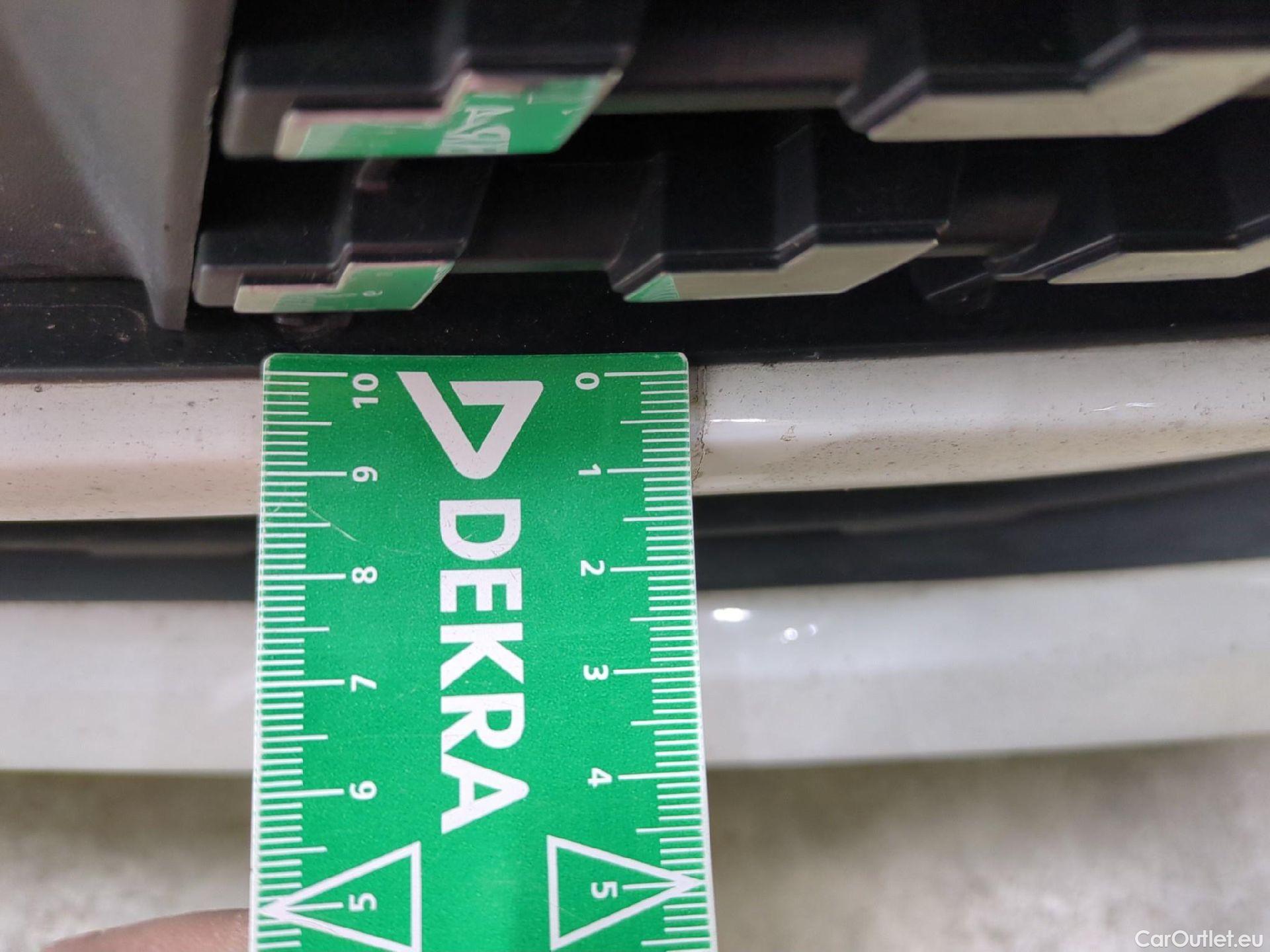  Peugeot  208  Allure Business 1.2 PureTech 100CV BVM6 E6d #10