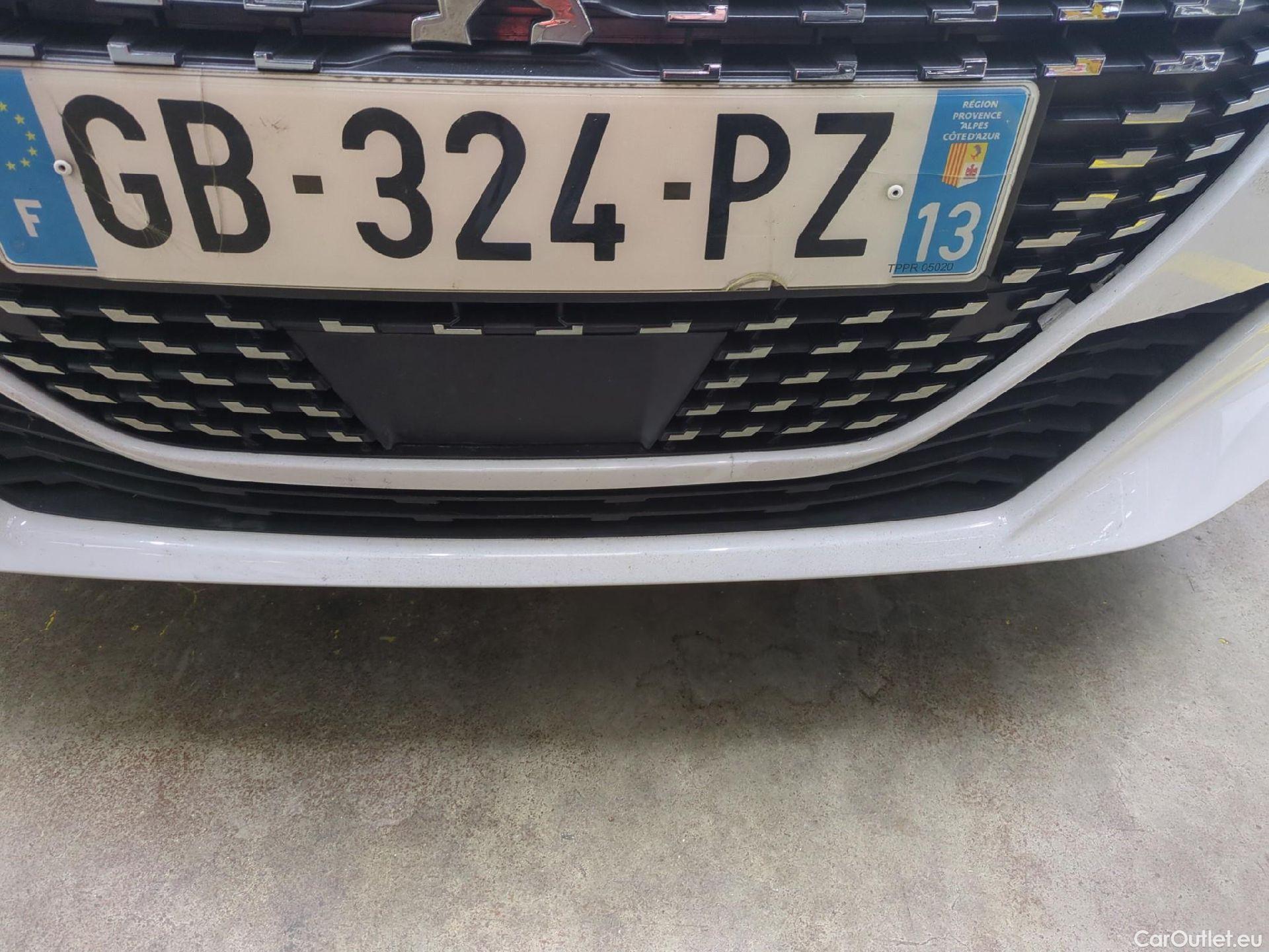  Peugeot  208  Allure Business 1.2 PureTech 100CV BVM6 E6d #9