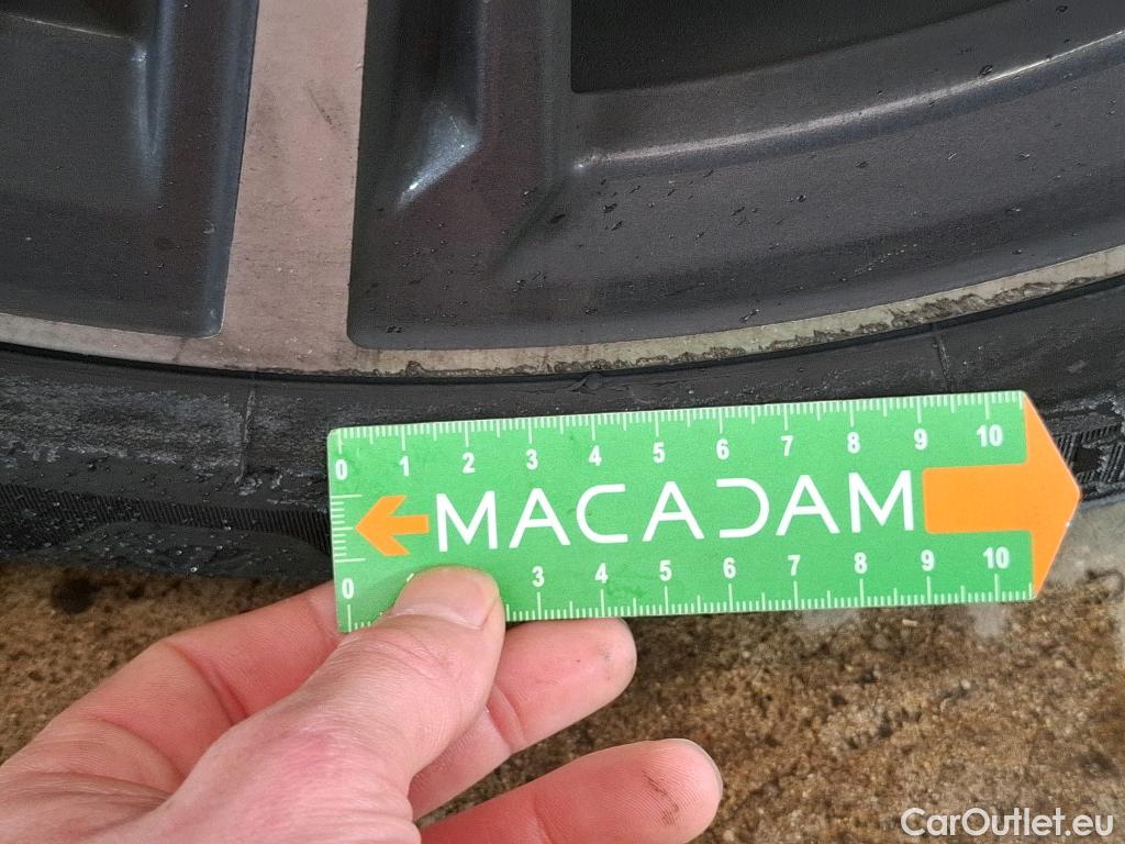  Bmw  Serie 2 BMW Série 2 Gran Coupé / 2019 / 4P / Berline 220D AUTO Business Design #12