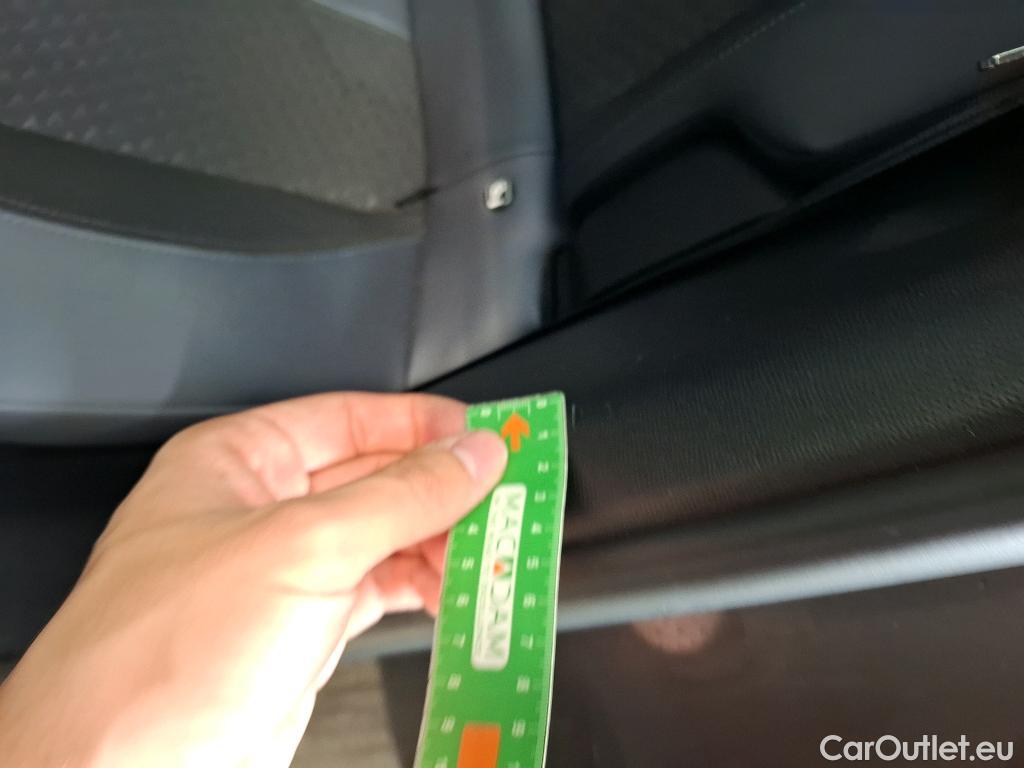  Peugeot  2008  Allure Business 1.2 PureTech 130CV BVA8 E6d #45