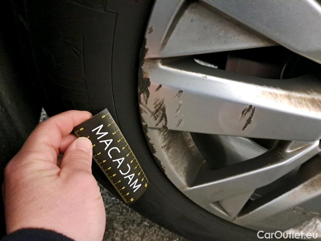  Peugeot  5008  Active Business 1.2 PureTech 130CV BVA8 7 Sieges E6d #14