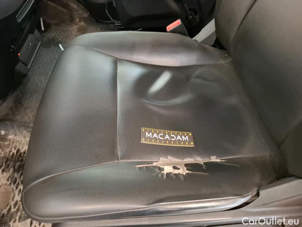  Iveco  Daily IVECO  VU 4p Fourgon 2.3 35S16 V11 H2 3520 #29