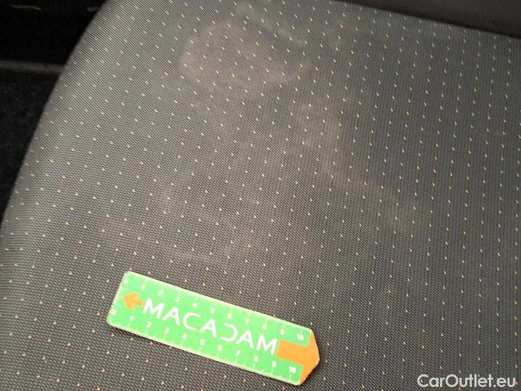  Seat  Ibiza SEAT  5p Berline 1.0 MPI 80 Style #44