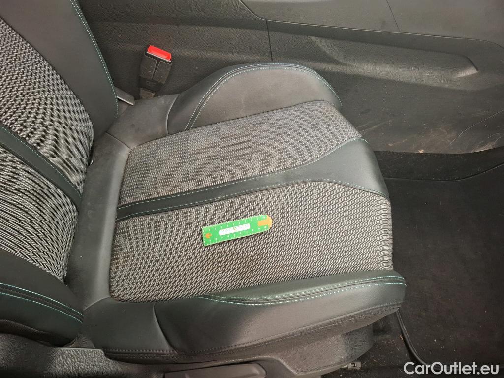  Peugeot  3008  Allure Pack 1.5 HDi 130CV BVA8 E6d #10