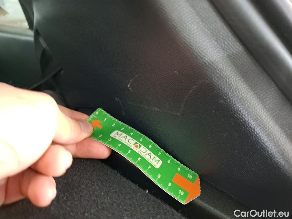  Peugeot  2008  Allure Business 1.2 PureTech 130CV BVA8 E6d #33