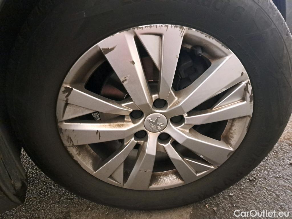  Peugeot  5008  Active Business 1.2 PureTech 130CV BVA8 7 Sieges E6d #12