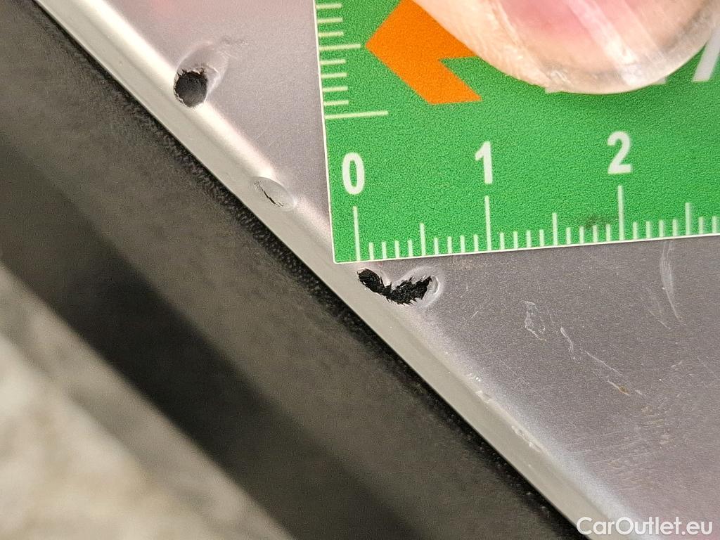  Peugeot  2008 PEUGEOT  / 2019 / 5P / Crossover 1.5 BLUEHDI 100 S&S ACTIVE BUSINESS #40