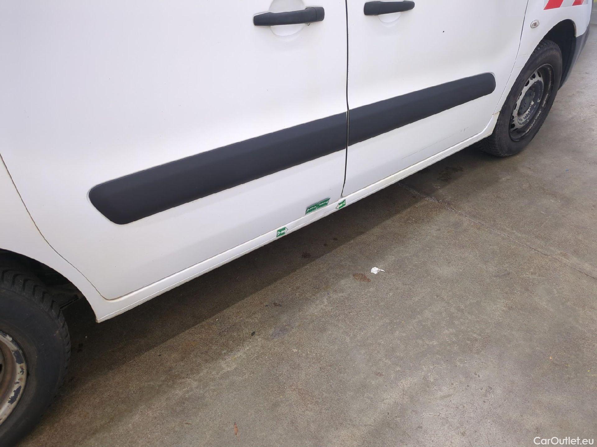  Citroen  Berlingo  Fourgon Club L1 (Court) 1.6 BlueHDi 100CV BVM5 E6 #43