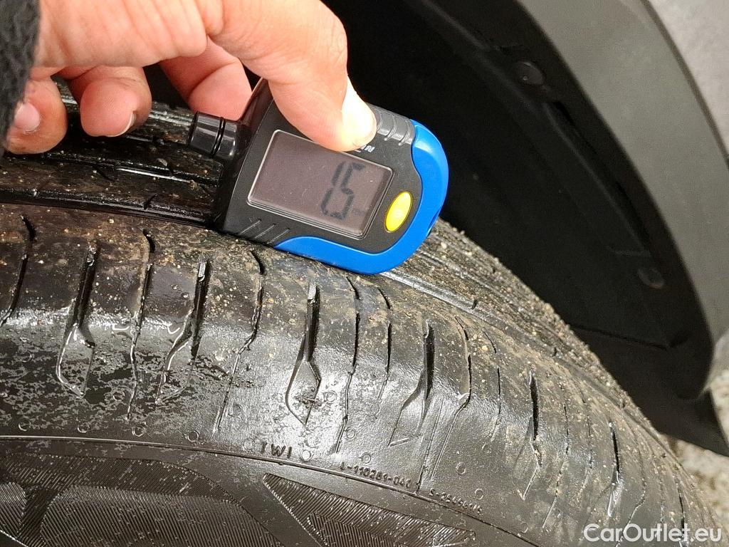  Peugeot  2008 PEUGEOT  / 2019 / 5P / Crossover 1.5 BLUEHDI 100 S&S ACTIVE BUSINESS #22