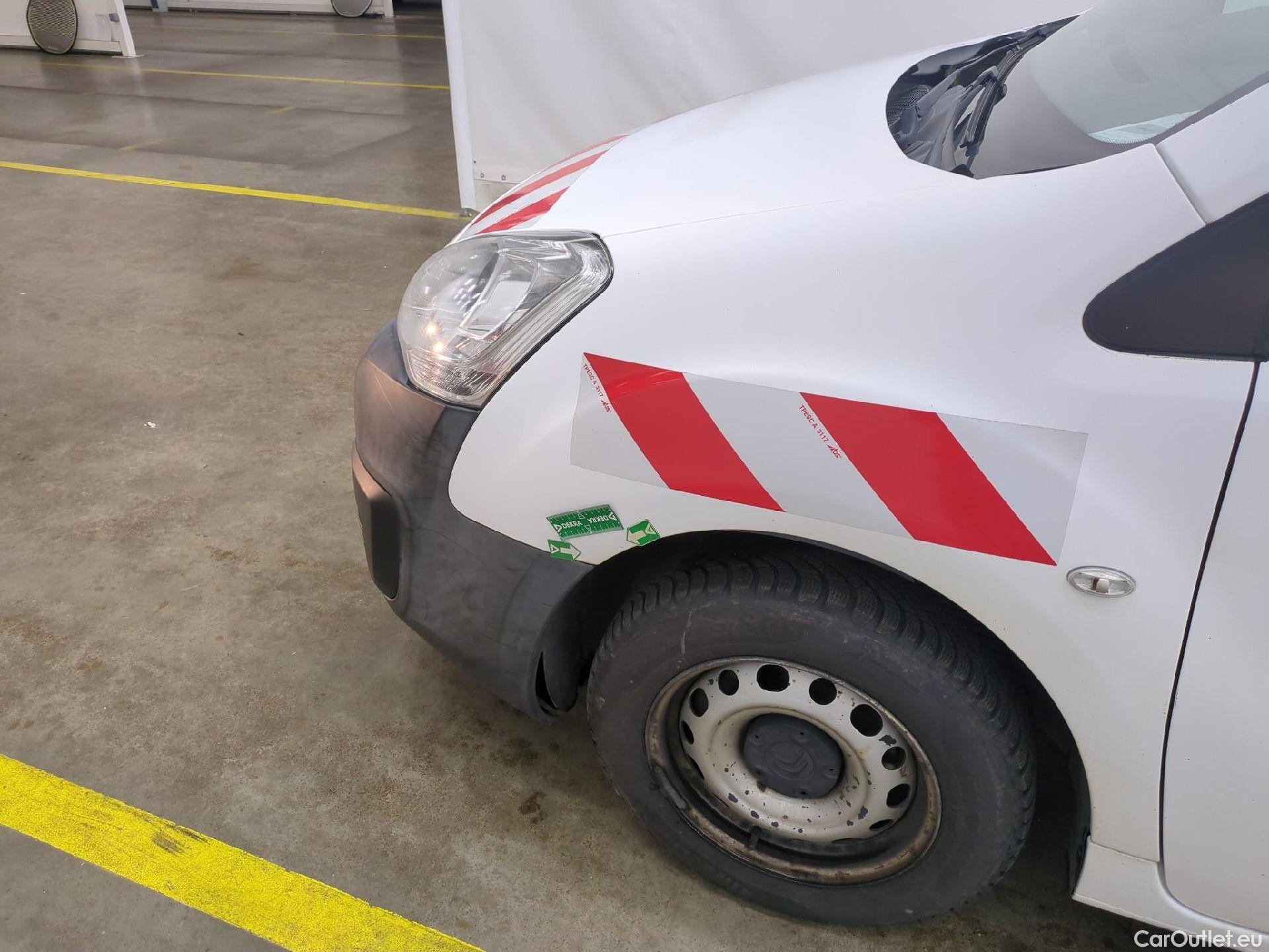  Citroen  Berlingo  Fourgon Club L1 (Court) 1.6 BlueHDi 100CV BVM5 E6 #25