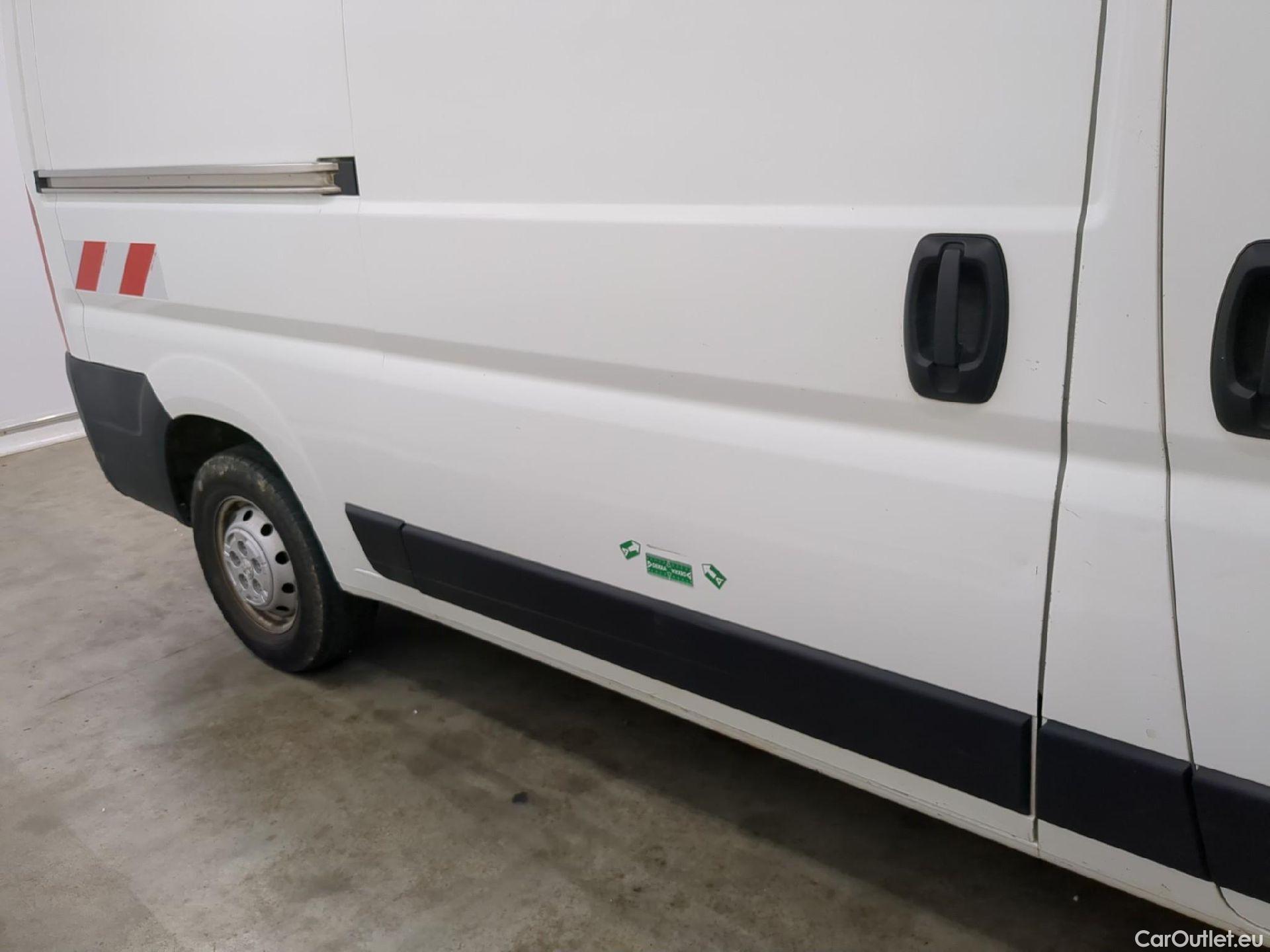  Peugeot  Boxer PEUGEOT  VU 4p Fourgon BLUEHDI 110 PREMIUM 335 L2H2 #46