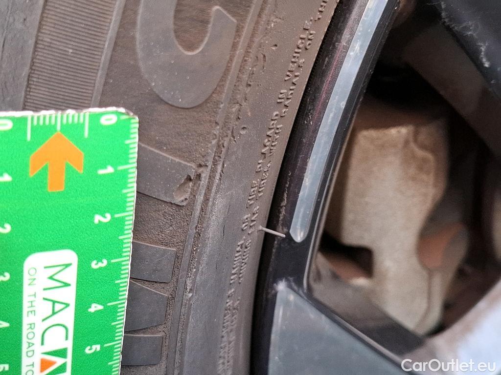  Hyundai  Tucson  Executive Mild-Hybrid 4WD 1.6 CRDI 135CV BVA7 E6d #2