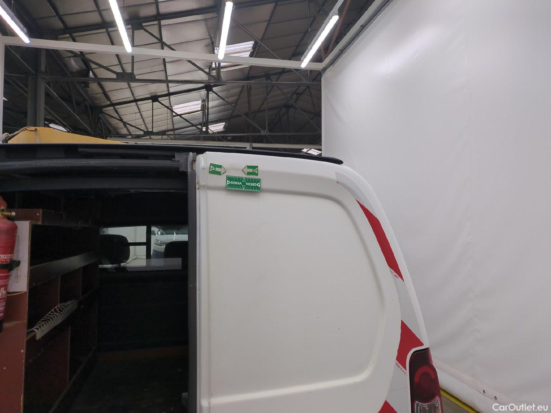  Citroen  Berlingo  Fourgon Club L1 (Court) 1.6 BlueHDi 100CV BVM5 E6 #33