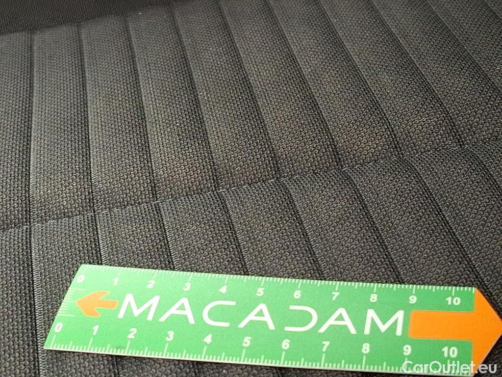  Peugeot  2008 PEUGEOT  / 2019 / 5P / Crossover 1.5 BLUEHDI 100 S&S ACTIVE BUSINESS #29