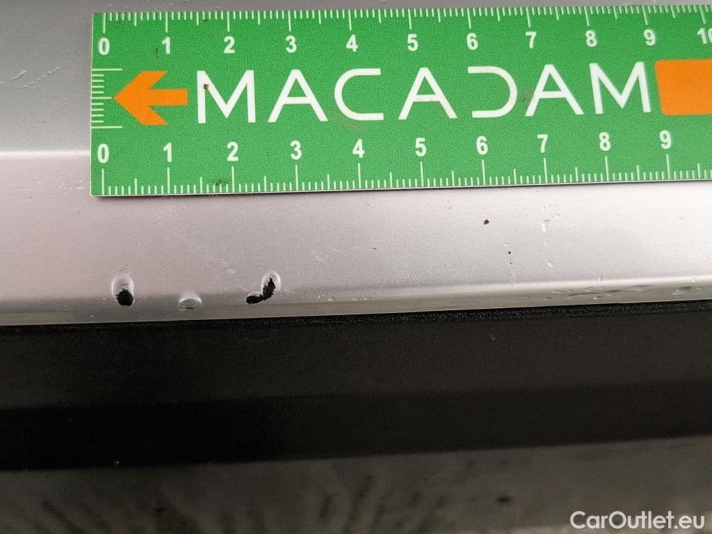  Peugeot  2008 PEUGEOT  / 2019 / 5P / Crossover 1.5 BLUEHDI 100 S&S ACTIVE BUSINESS #39