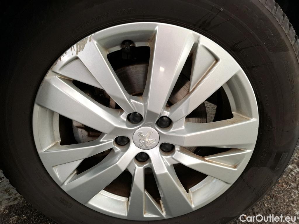  Peugeot  3008  II Active Pack 1.5 HDi 130CV BVA8 E6d #11