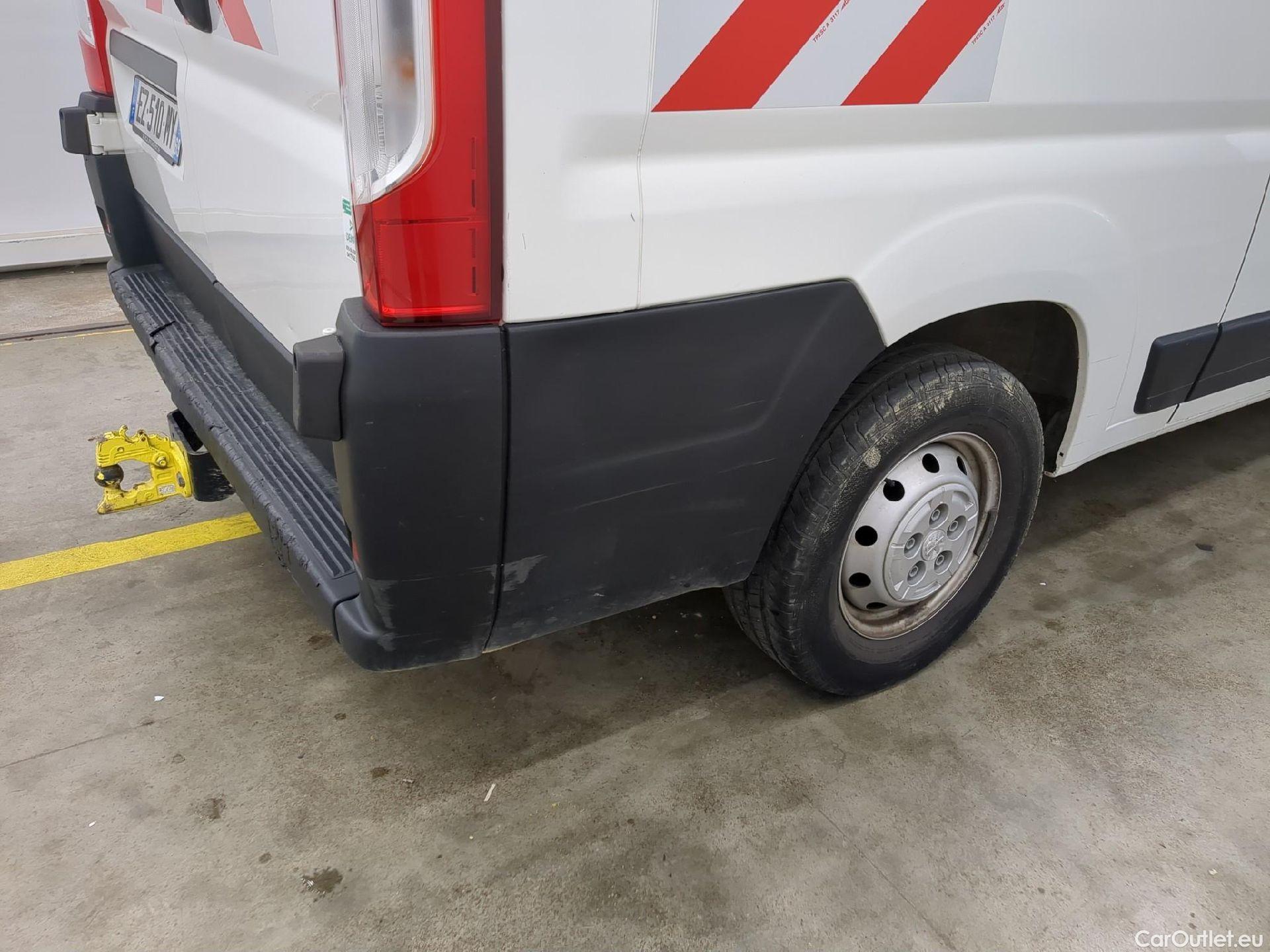  Peugeot  Boxer PEUGEOT  VU 4p Fourgon BLUEHDI 110 PREMIUM 335 L2H2 #87