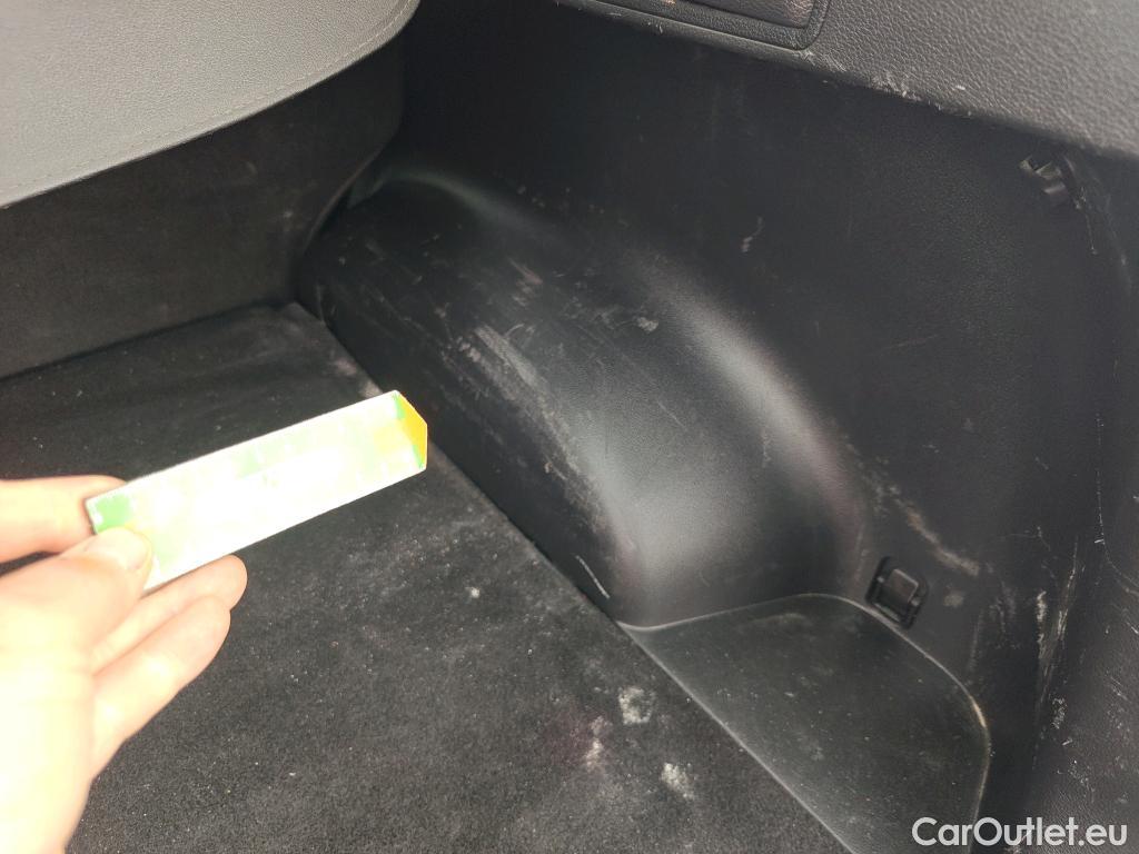  KIA  Sportage KIA  / 2022 / 5P / todoterreno 1.6 T-GDi HEV 171kW (230CV) Drive 4X2 #3