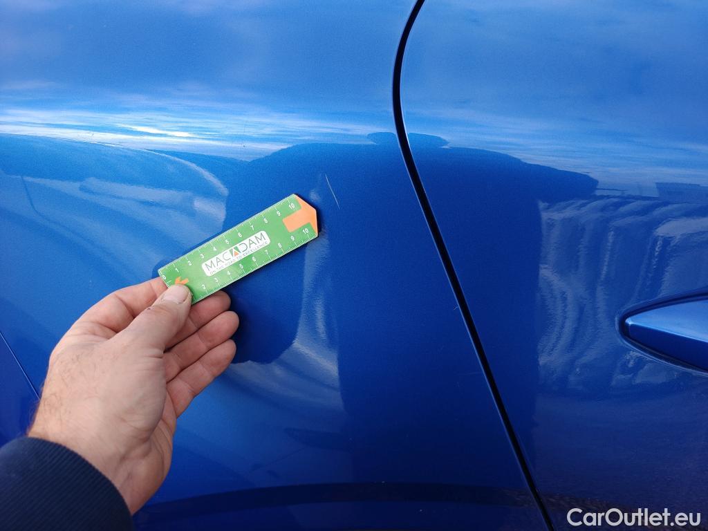  KIA  Sportage KIA  / 2022 / 5P / todoterreno 1.6 T-GDi HEV 171kW (230CV) Drive 4X2 #37