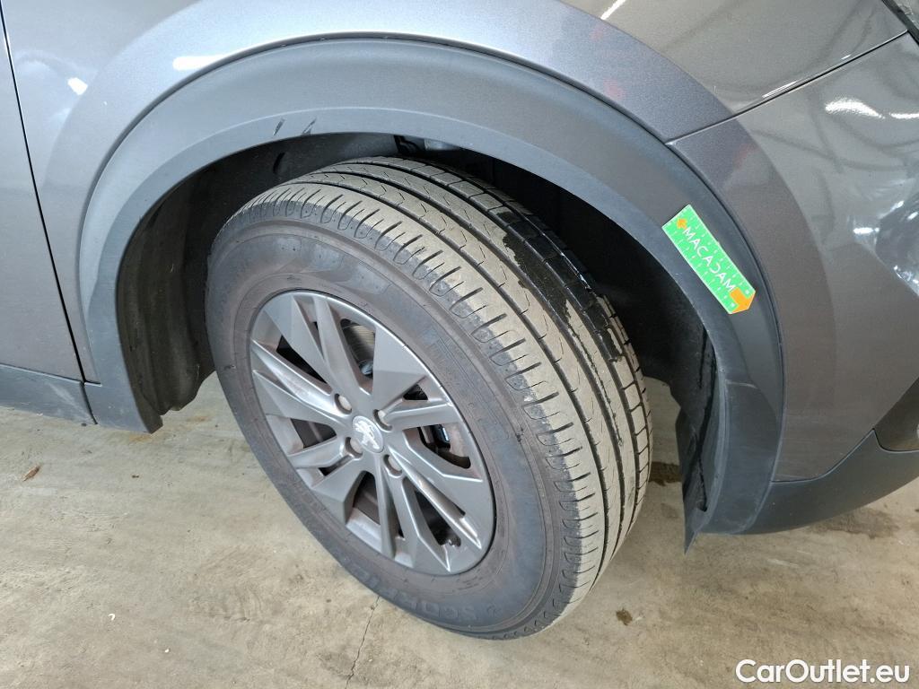  Peugeot  2008  Active Business 1.2 PureTech 130CV BVA8 E6d #31