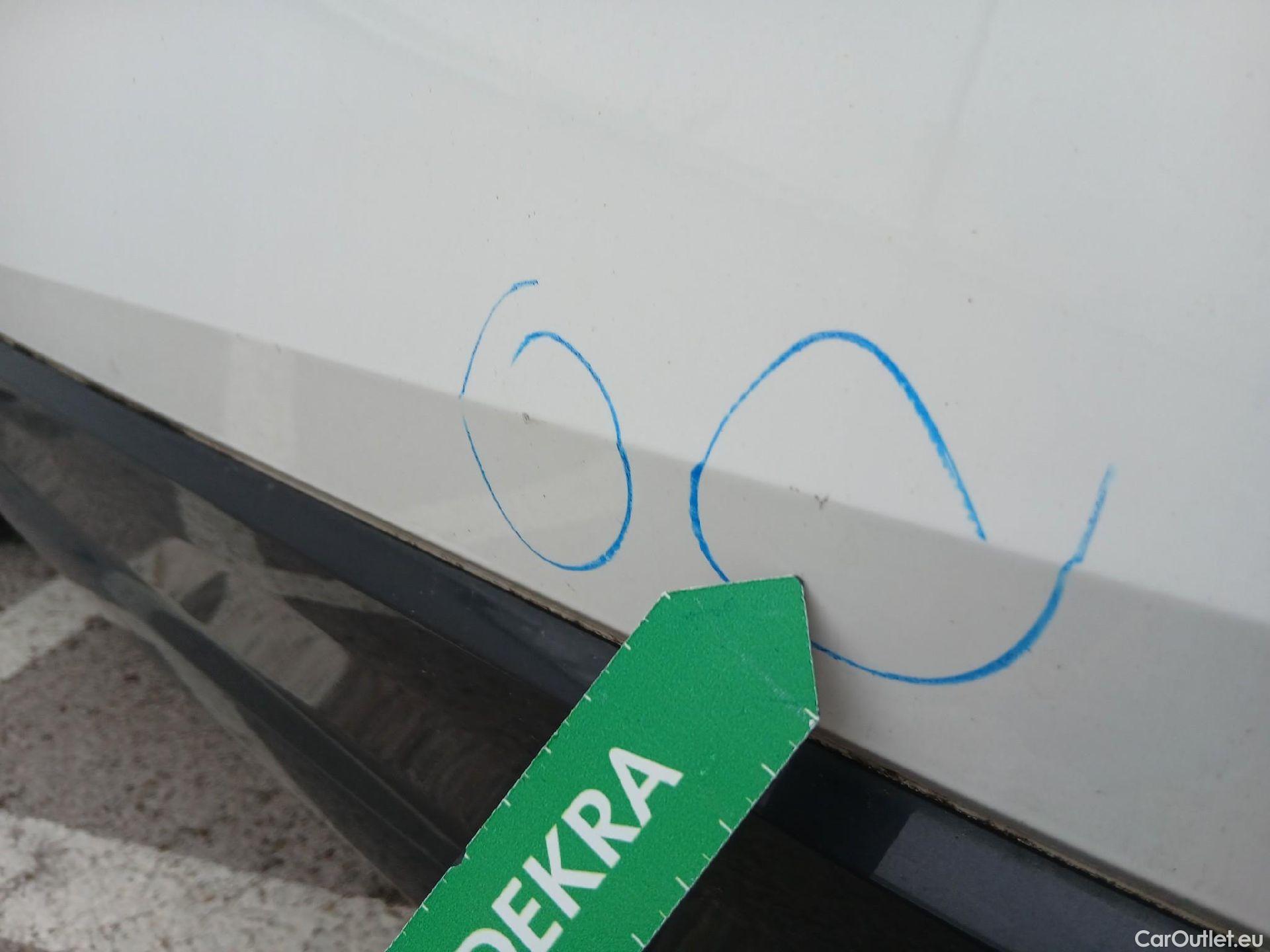  Audi  Q2 AUDI  / 2020 / 5P / todoterreno Advanced 35 TFSI 110kW (150CV) S tronic (AC) #17