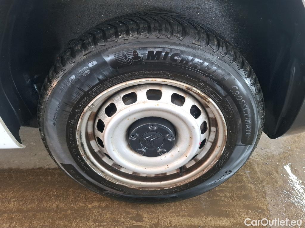  Citroen  Berlingo  Fourgon Club M 650 1.5 BlueHDi 100CV BVM6 E6d #20