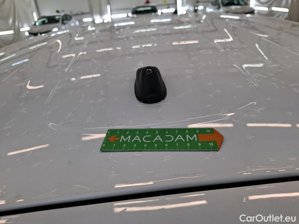  Citroen  C3  Société Feel 1.2 PureTech 80CV BVM5 E6dT #3