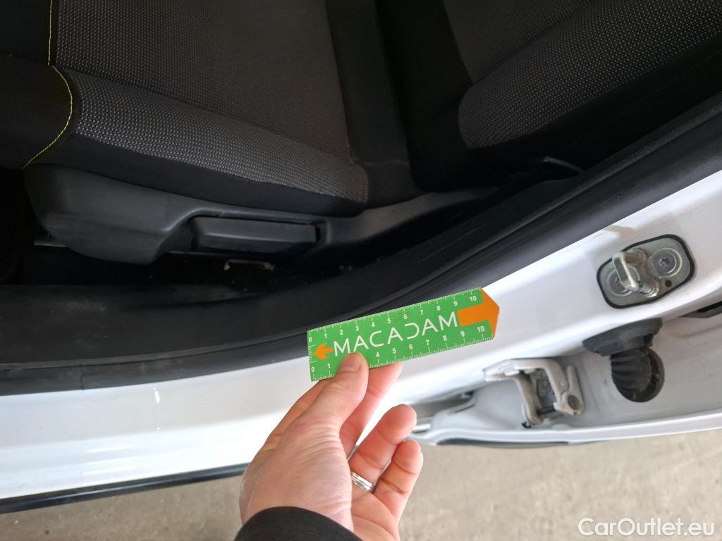  Citroen  C3  Société Feel 1.2 PureTech 80CV BVM5 E6dT #1