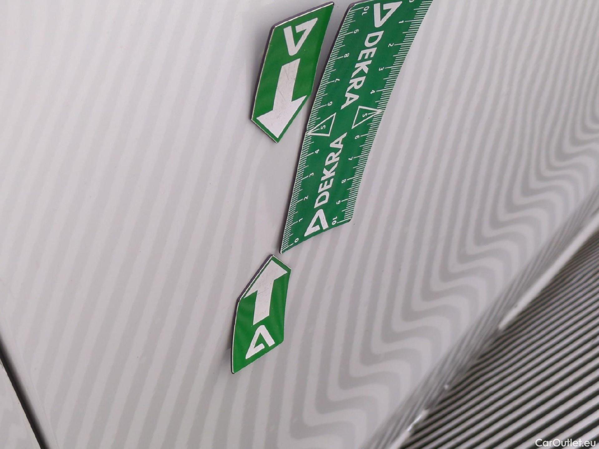  Peugeot  308  Allure 1.2 PureTech 130CV BVA8 E6d #67