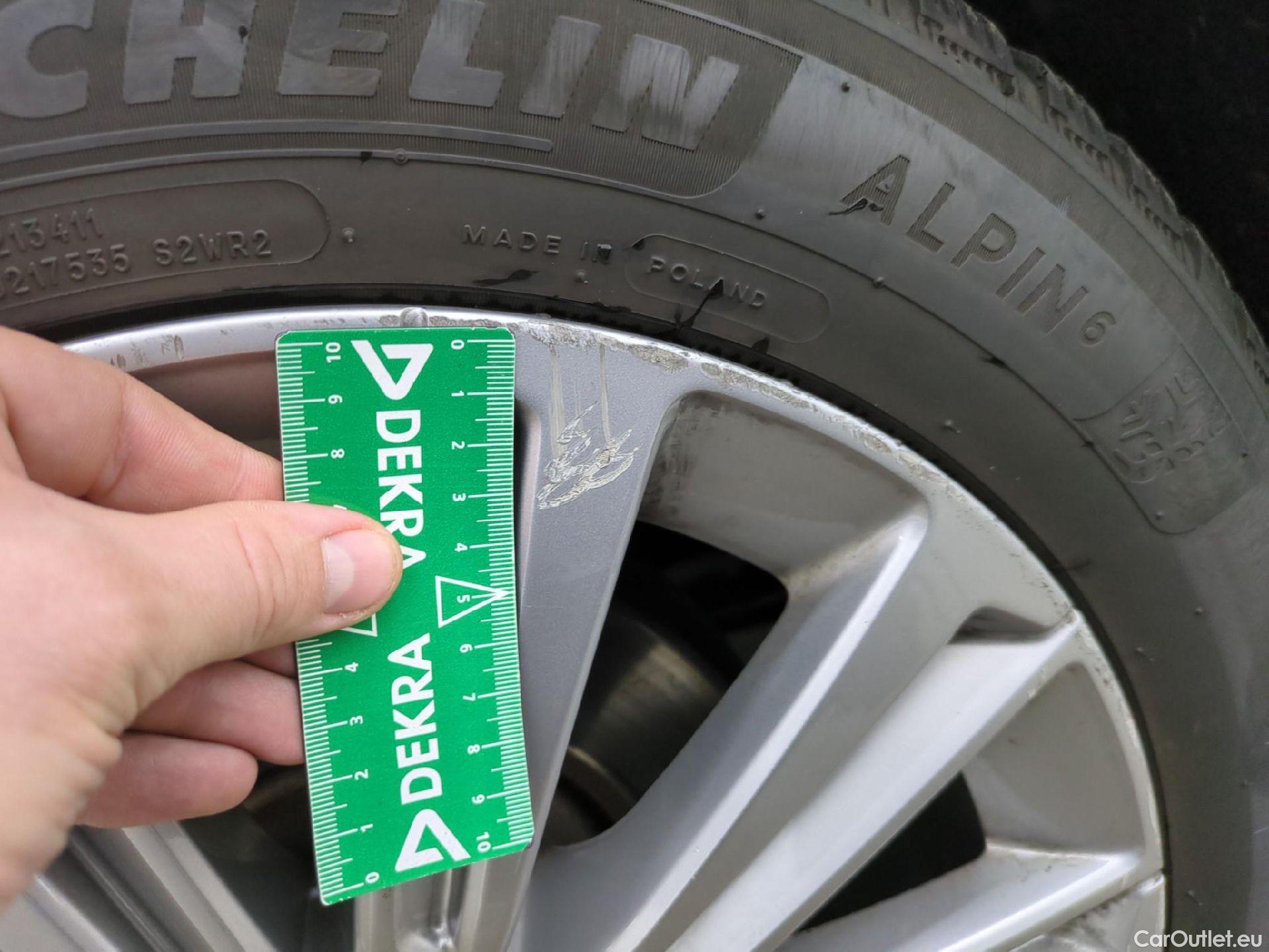  Peugeot  308  Allure 1.2 PureTech 130CV BVA8 E6d #27