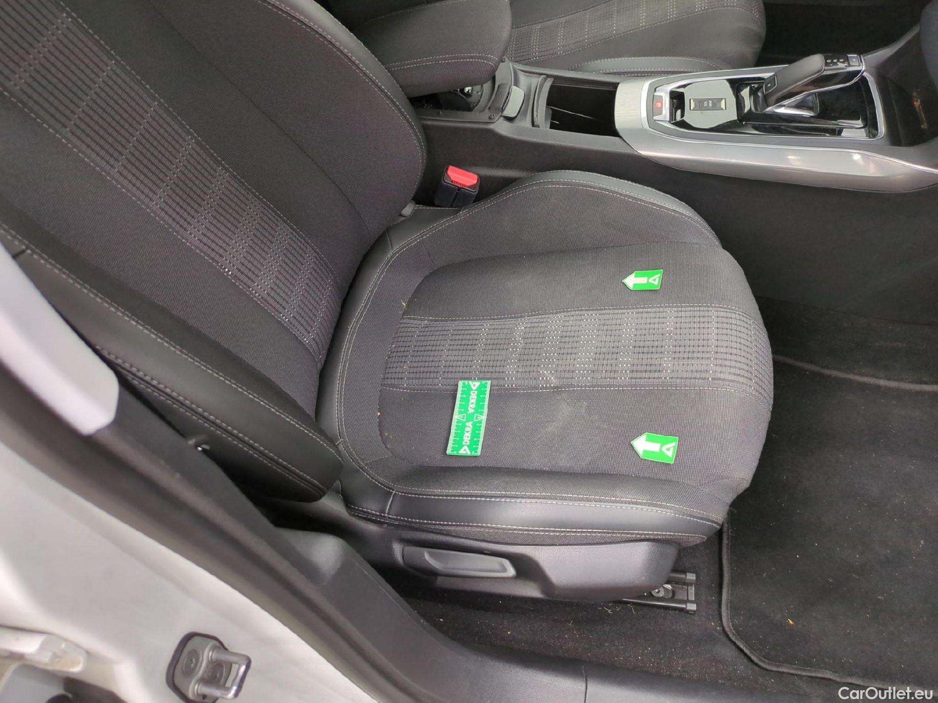  Peugeot  308  Allure 1.2 PureTech 130CV BVA8 E6d #47