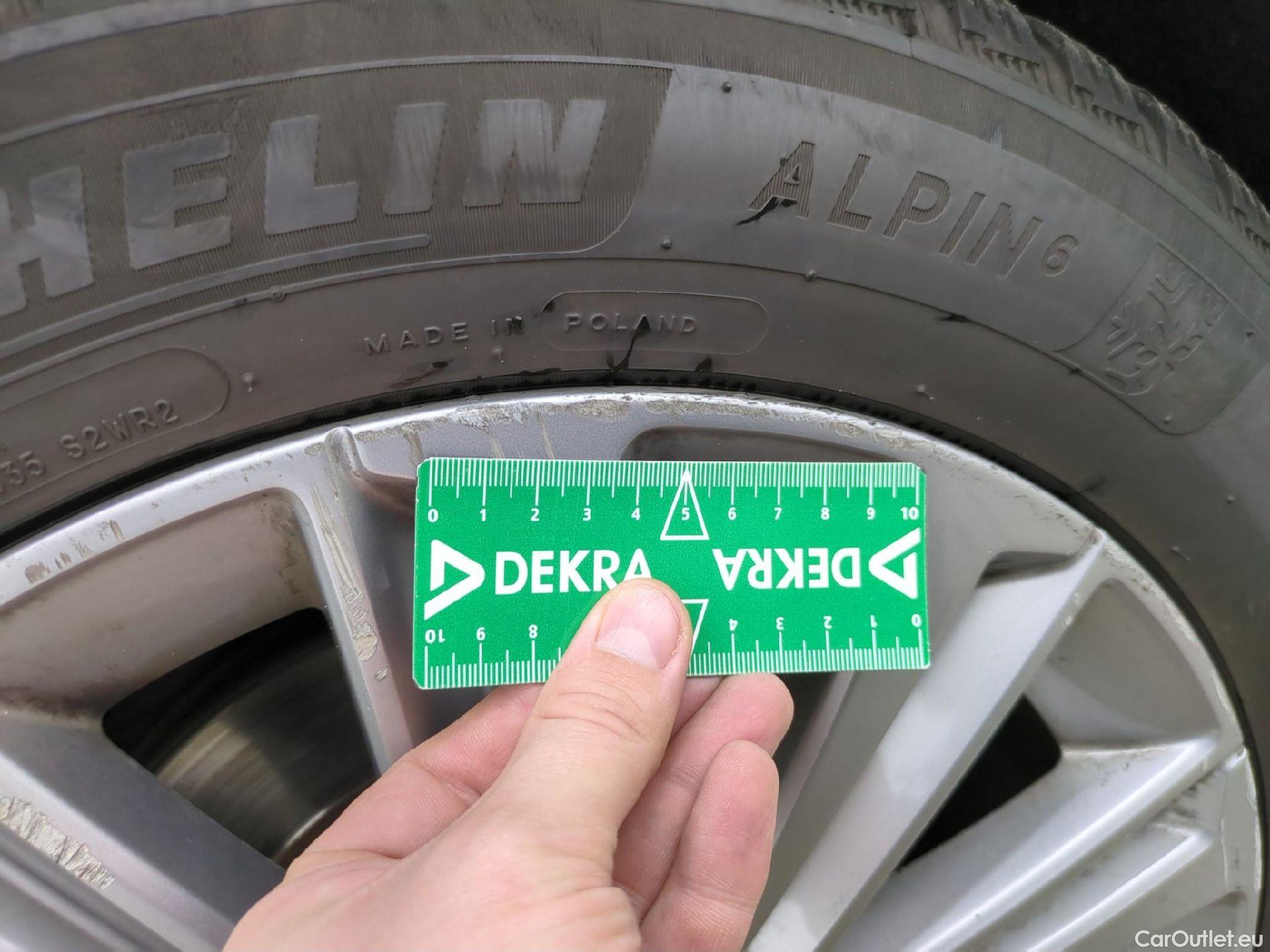  Peugeot  308  Allure 1.2 PureTech 130CV BVA8 E6d #23