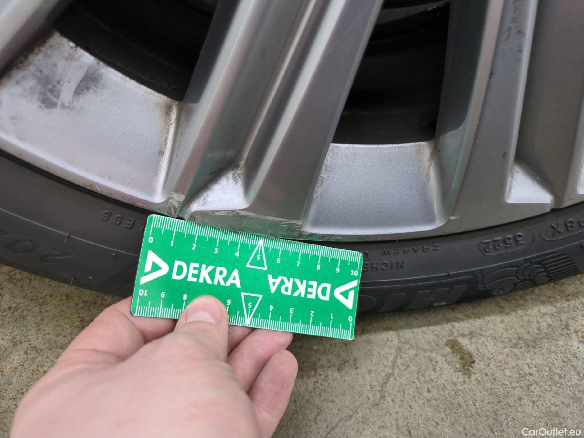  Peugeot  308  Allure 1.2 PureTech 130CV BVA8 E6d #21