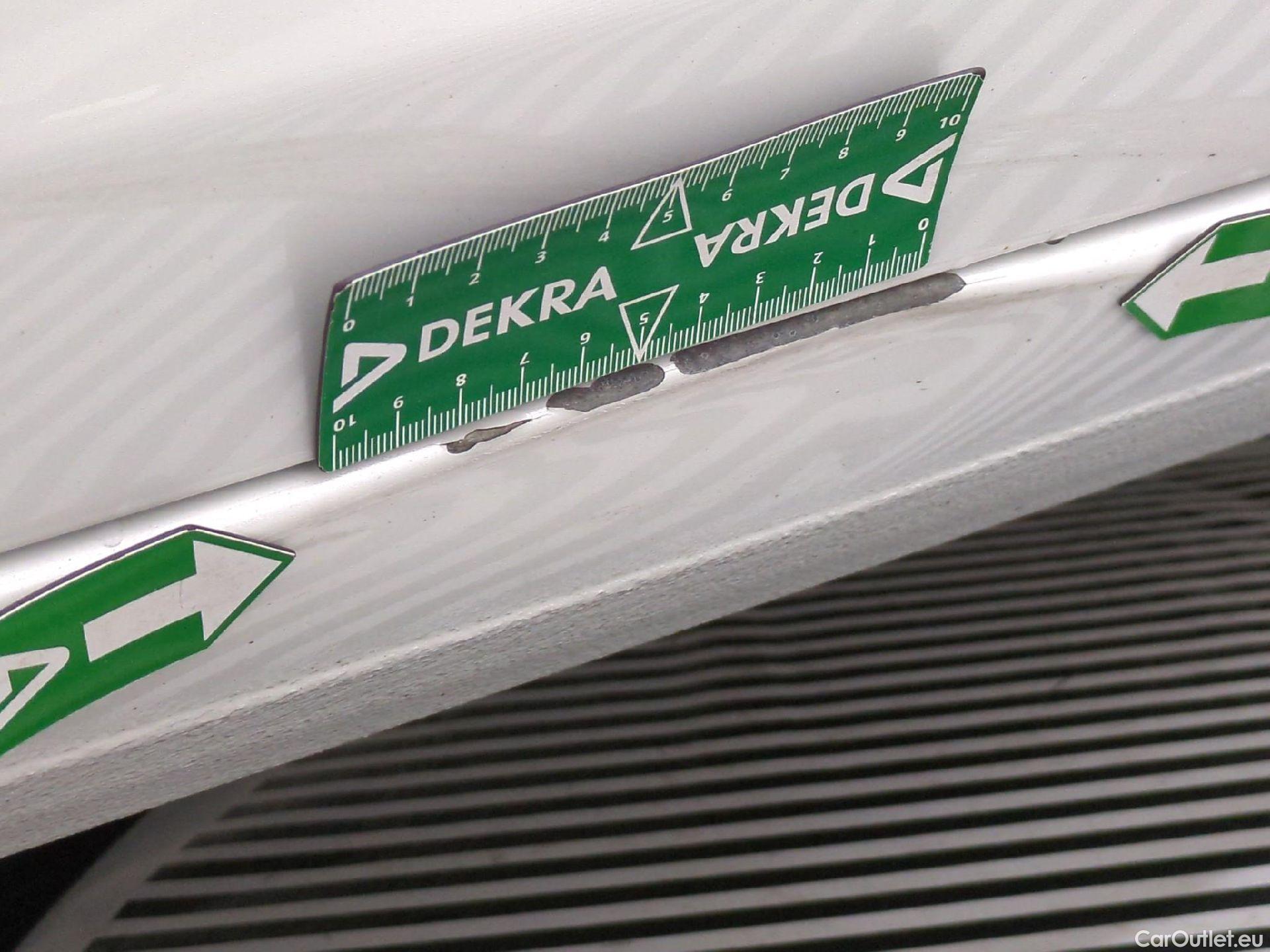  Peugeot  308  Allure 1.2 PureTech 130CV BVA8 E6d #69