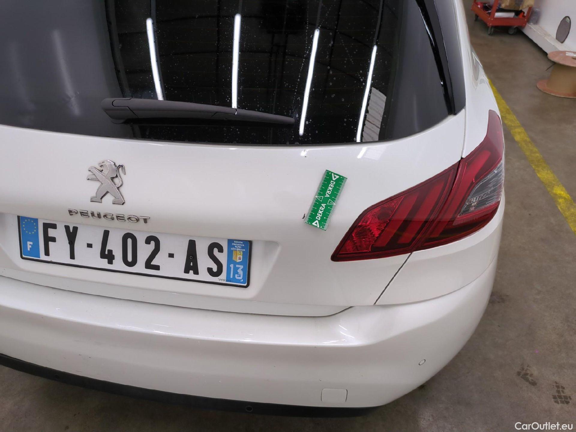  Peugeot  308  Allure 1.2 PureTech 130CV BVA8 E6d #76