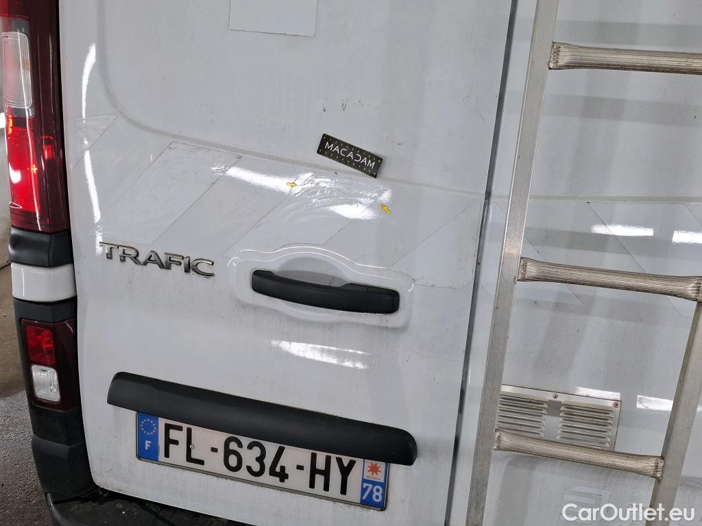 Renault  Trafic RENAULT  / 2019 / 4P / Fourgon tole FG GCF L1H1 1200 dCi 120 #21